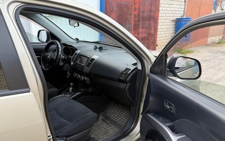 Mitsubishi Outlander III рестайлинг 3, 2007 год, 1 050 000 рублей, 7 фотография