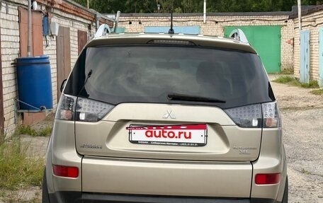 Mitsubishi Outlander III рестайлинг 3, 2007 год, 1 050 000 рублей, 3 фотография