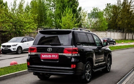 Toyota Land Cruiser 200, 2020 год, 7 900 000 рублей, 6 фотография