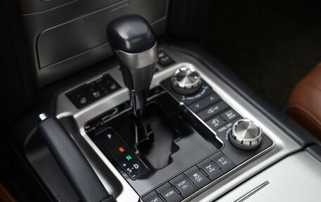 Toyota Land Cruiser 200, 2020 год, 7 900 000 рублей, 18 фотография
