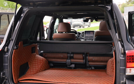 Toyota Land Cruiser 200, 2020 год, 7 900 000 рублей, 37 фотография