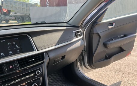 KIA K5 II, 2019 год, 1 500 000 рублей, 15 фотография