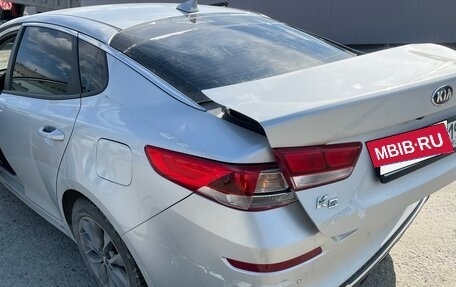KIA K5 II, 2019 год, 1 500 000 рублей, 9 фотография