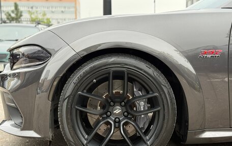 Dodge Charger, 2020 год, 7 100 000 рублей, 28 фотография