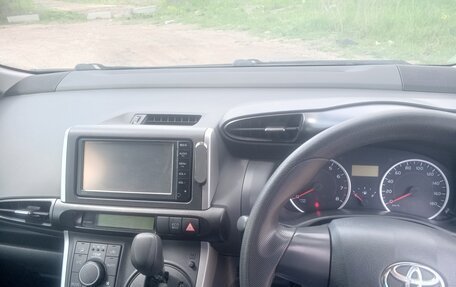 Toyota Wish II, 2015 год, 1 400 000 рублей, 10 фотография