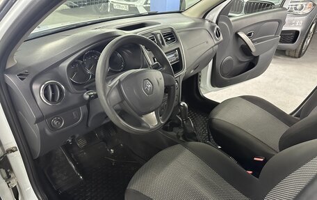 Renault Logan II, 2016 год, 735 000 рублей, 10 фотография
