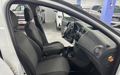 Renault Logan II, 2016 год, 735 000 рублей, 19 фотография