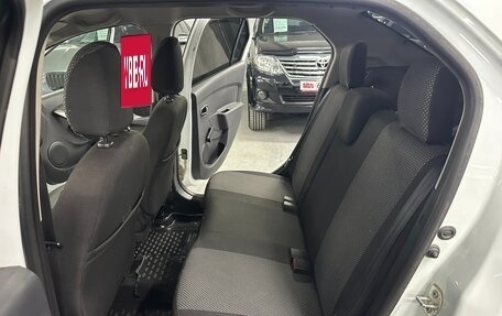 Renault Logan II, 2016 год, 735 000 рублей, 17 фотография