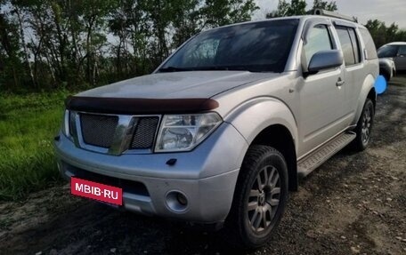 Nissan Pathfinder, 2005 год, 460 000 рублей, 1 фотография