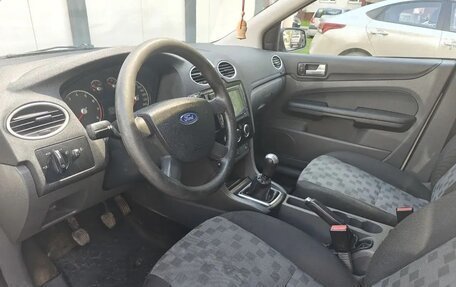 Ford Focus II рестайлинг, 2005 год, 195 000 рублей, 1 фотография