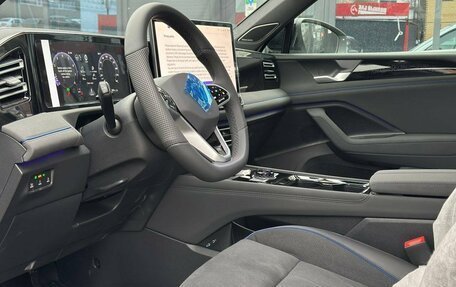 Volkswagen Tiguan, 2026 год, 4 600 000 рублей, 14 фотография