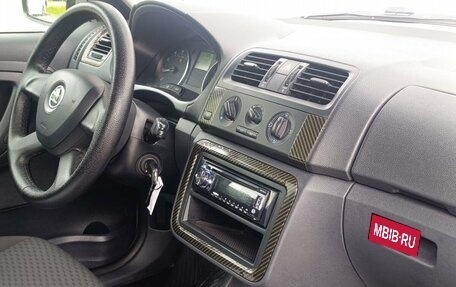 Skoda Fabia II, 2013 год, 570 000 рублей, 10 фотография