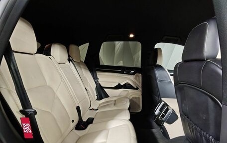 Porsche Cayenne III, 2017 год, 4 820 000 рублей, 16 фотография