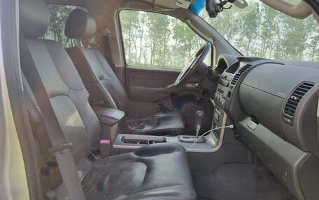 Nissan Pathfinder, 2005 год, 460 000 рублей, 8 фотография