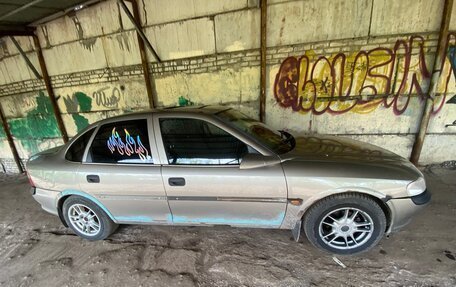 Opel Vectra B рестайлинг, 1996 год, 80 000 рублей, 2 фотография