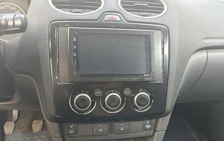 Ford Focus II рестайлинг, 2005 год, 195 000 рублей, 6 фотография