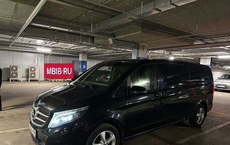 Mercedes-Benz V-Класс, 2018 год, 4 629 000 рублей, 2 фотография