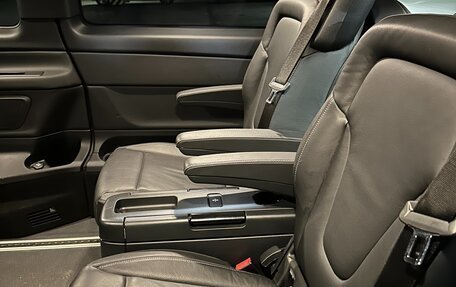 Mercedes-Benz V-Класс, 2018 год, 4 629 000 рублей, 9 фотография