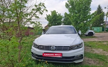 Volkswagen Passat B8 рестайлинг, 2019 год, 2 350 000 рублей, 11 фотография