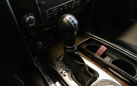 Infiniti QX56, 2013 год, 2 049 000 рублей, 26 фотография