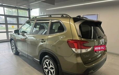 Subaru Forester, 2024 год, 5 200 000 рублей, 4 фотография