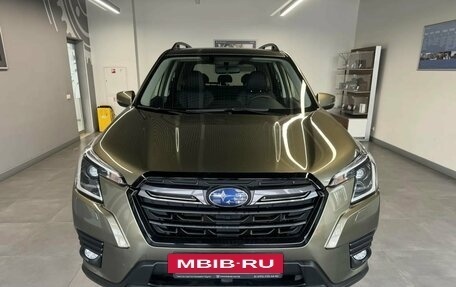 Subaru Forester, 2024 год, 5 200 000 рублей, 2 фотография
