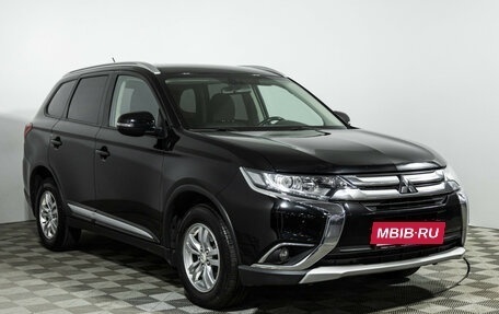 Mitsubishi Outlander III рестайлинг 3, 2015 год, 1 549 777 рублей, 3 фотография