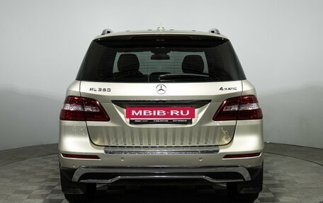 Mercedes-Benz M-Класс, 2012 год, 2 175 000 рублей, 6 фотография