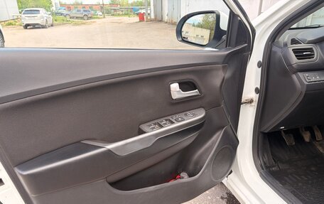 KIA Rio III рестайлинг, 2014 год, 1 055 000 рублей, 13 фотография