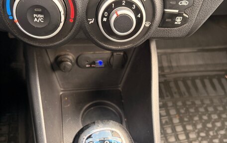 KIA Rio III рестайлинг, 2014 год, 1 055 000 рублей, 19 фотография