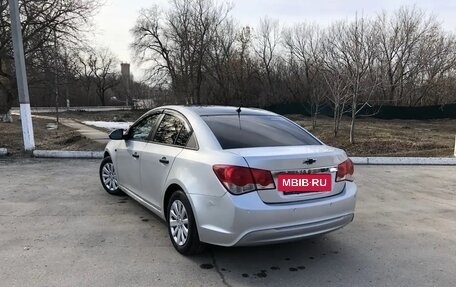 Chevrolet Cruze II, 2012 год, 650 000 рублей, 3 фотография
