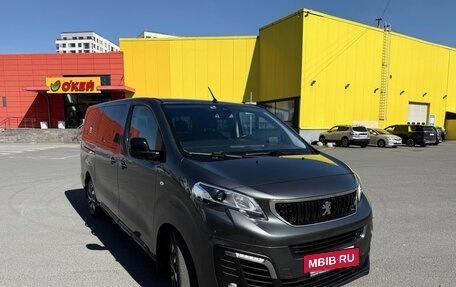 Peugeot Traveller I, 2018 год, 2 600 000 рублей, 5 фотография