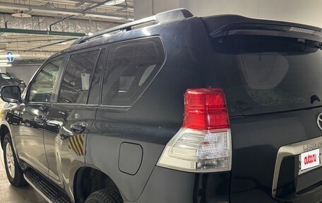 Toyota Land Cruiser Prado 150 рестайлинг 2, 2010 год, 2 500 000 рублей, 5 фотография