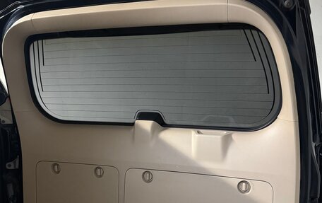 Toyota Land Cruiser Prado 150 рестайлинг 2, 2010 год, 2 500 000 рублей, 8 фотография