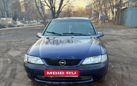 Opel Vectra B рестайлинг, 1995 год, 80 000 рублей, 4 фотография