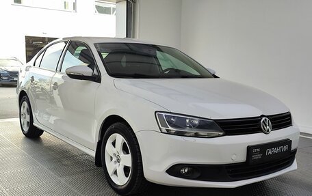 Volkswagen Jetta VI, 2014 год, 1 260 000 рублей, 3 фотография