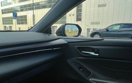 Toyota Avalon, 2022 год, 3 100 000 рублей, 10 фотография