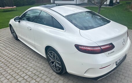 Mercedes-Benz E-Класс, 2020 год, 4 900 000 рублей, 5 фотография