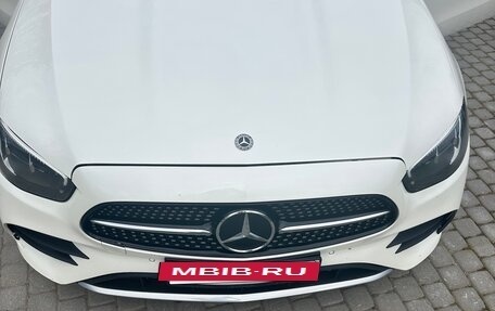 Mercedes-Benz E-Класс, 2020 год, 4 900 000 рублей, 2 фотография