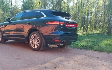 Jaguar F-Pace, 2018 год, 2 750 000 рублей, 2 фотография