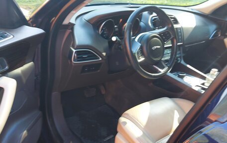 Jaguar F-Pace, 2018 год, 2 750 000 рублей, 16 фотография
