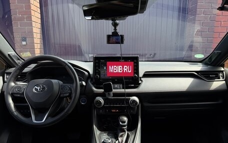 Toyota RAV4, 2021 год, 5 090 000 рублей, 17 фотография