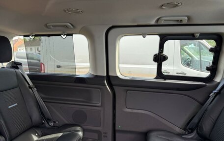 Ford Tourneo Custom I рестайлинг, 2022 год, 5 800 000 рублей, 8 фотография