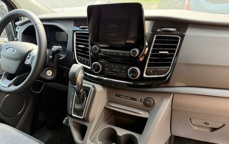 Ford Tourneo Custom I рестайлинг, 2022 год, 5 800 000 рублей, 23 фотография