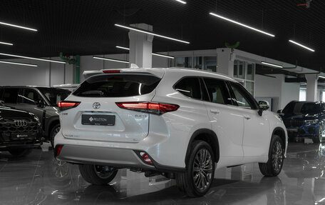 Toyota Highlander, 2025 год, 5 320 000 рублей, 5 фотография