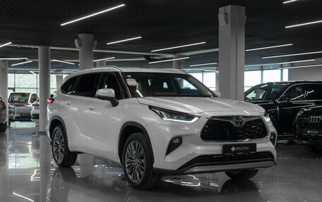 Toyota Highlander, 2025 год, 5 320 000 рублей, 7 фотография