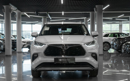 Toyota Highlander, 2025 год, 5 320 000 рублей, 8 фотография