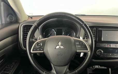 Mitsubishi Outlander III рестайлинг 3, 2013 год, 1 160 000 рублей, 13 фотография