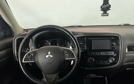 Mitsubishi Outlander III рестайлинг 3, 2013 год, 1 160 000 рублей, 12 фотография