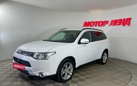 Mitsubishi Outlander III рестайлинг 3, 2013 год, 1 160 000 рублей, 1 фотография